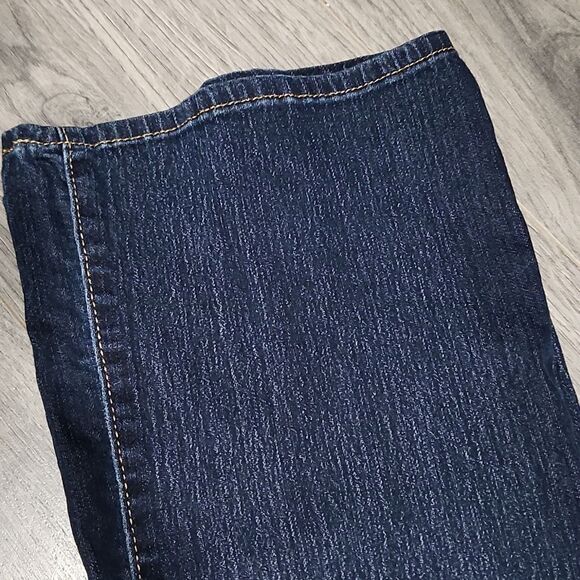 Levis Modern Boot Cut Dk Jeans - Picture 2 of 8